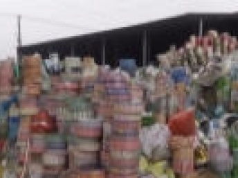 图 回收食品厂不用的塑料包装 成都旧货回收