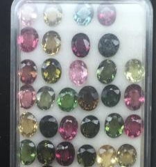 黄金银铂金回收翻新,玉石设计加工定制镶嵌